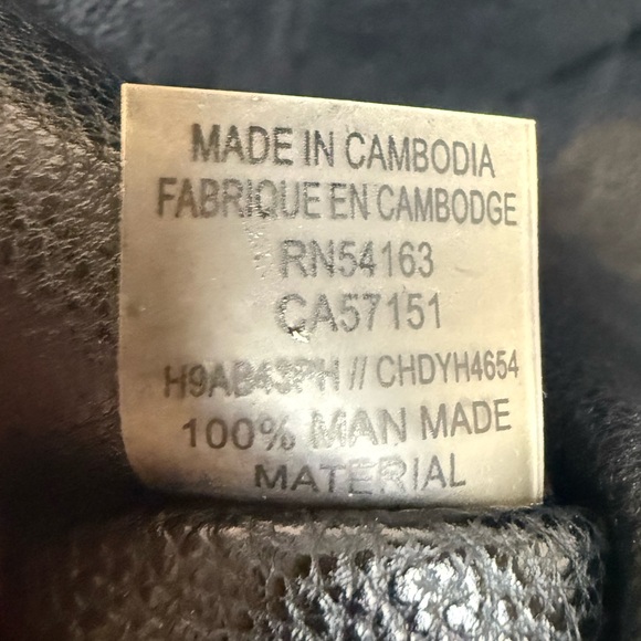 CALVIN KLEIN WRISTLET/POUCH BLACK - Picture 9 of 13